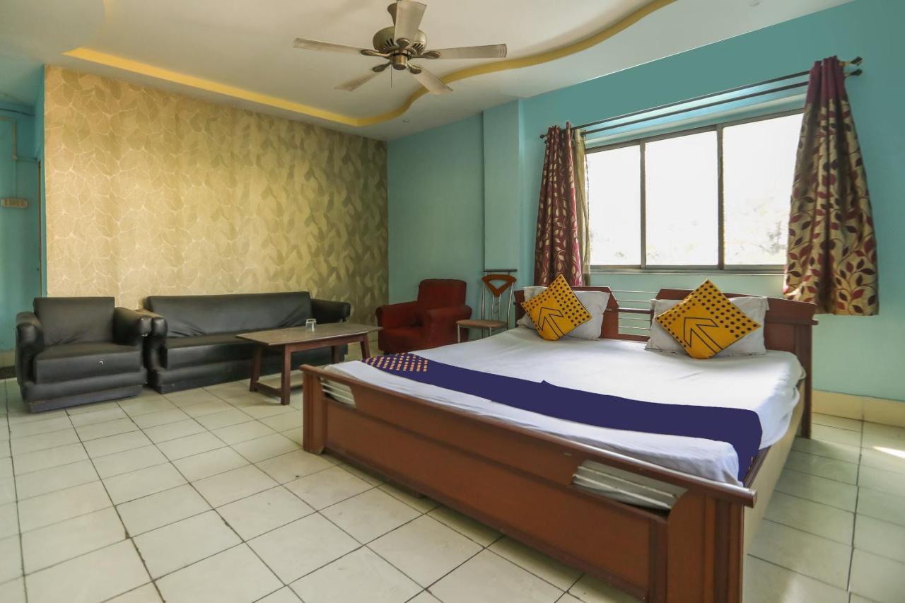 Spot On 10470 Hollywood Joka Hotel Bhasa Exterior foto
