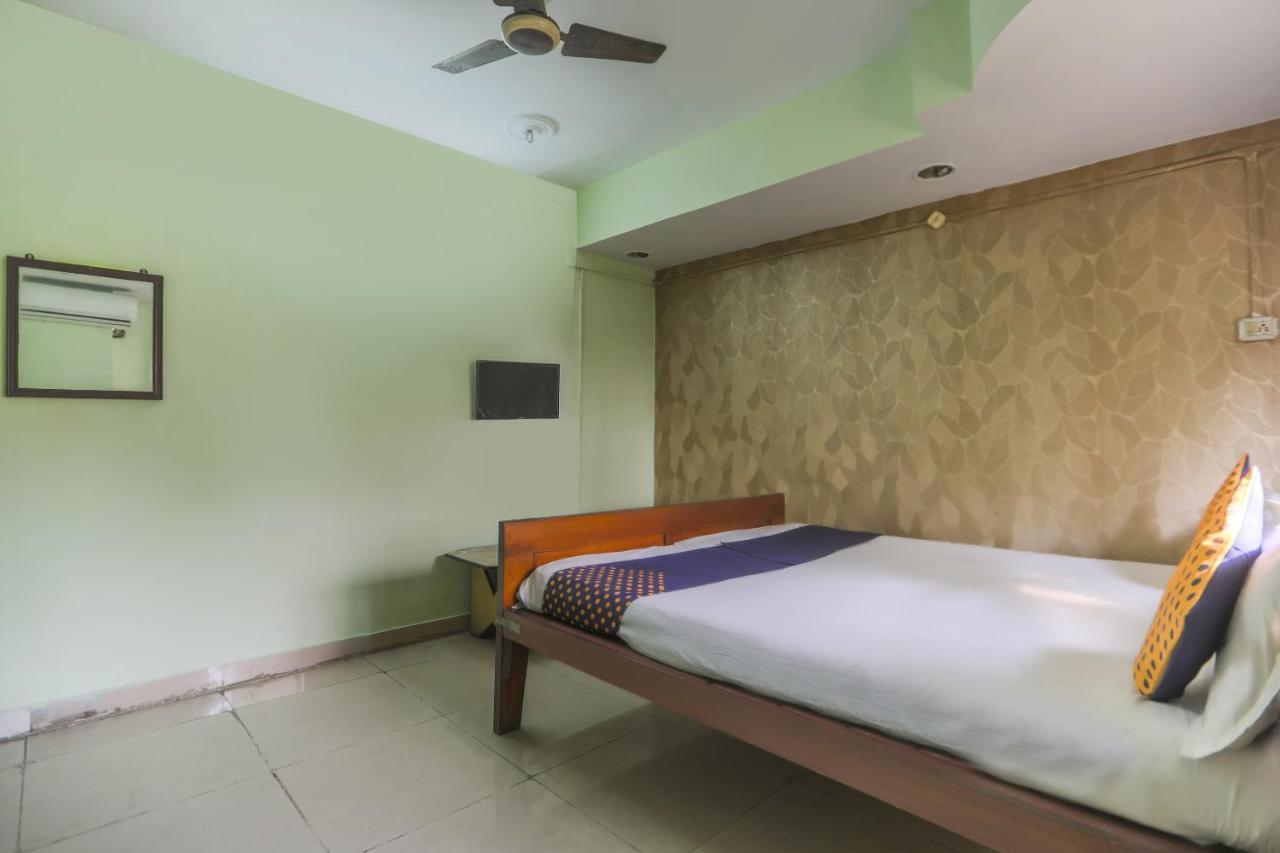 Spot On 10470 Hollywood Joka Hotel Bhasa Exterior foto